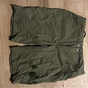 REI Women’s Green Bermuda Shorts